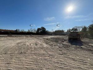 A louer entrepôt avec terrain