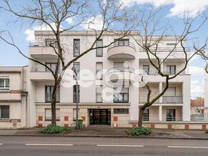HOPITAL CENTRAL / T2 45M² EQUIPE AVEC BALCON + PARKING