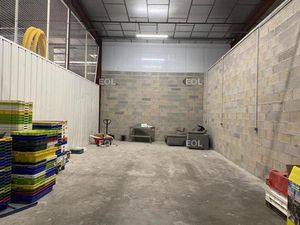 Local d'activités de 80 m² à louer au Coudray-Montceaux (91)