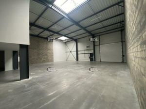 Locaux d'activités à louer à partir de 377 m² à Grigny (91)