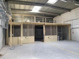 A louer local mixte activité / bureaux a Massy (91)