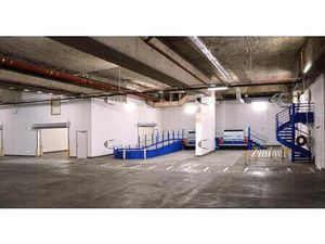 A louer - espace de logistique urbaine de 1 430 m² divisibles