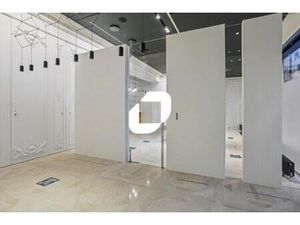 A LOUER  ENTIEREMENT RENOVE