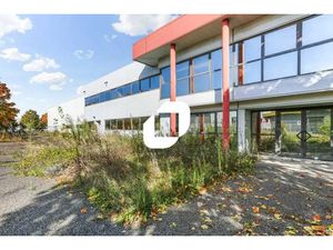 A LOUER  Bâtiment indépendant