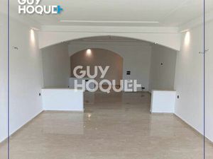 Spacieux appartement/bureau Boulevard Sidi Abderrahmane