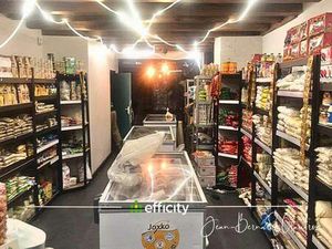 Vente Bureaux et commerces à Nantes Centre Ville (44000) : à vendre / 45m² Nantes Centre V