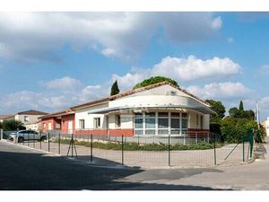 Local commercial Cuxac D Aude 5 pièce(s) 166.56 m2