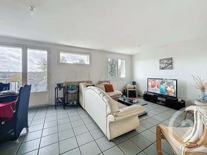 Vente Appartement 3 pièces à Guingamp (22200) : à vendre 3 pièces / 72m² Guingamp