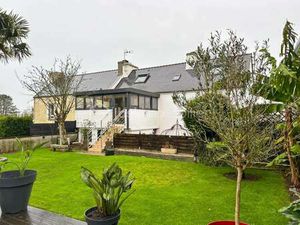 Vente Appartement 5 pièces à Plonévez-Porzay (29550) : à vendre 5 pièces / 79m² Plonévez-P