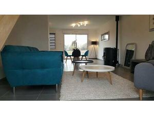 Location maison 4 pièces 85 m² à Léognan (33850)