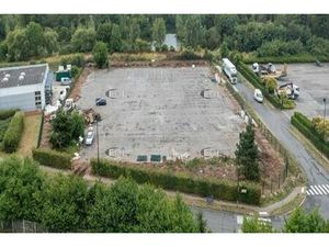 A louer terrain de 5600 m² à LIEUSAINT (77)