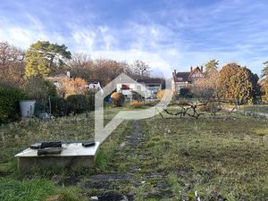 Terrain Constructible Lardy - 564m²