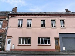 Maison à vendre avec terrasse et 3 chambres   Momignies (VBD61734)