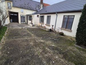 À Vendre : Maison de Caractère avec Jardin et Dépendances à Crépy (02)