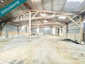 Vente local industriel 5449 m² Juvigné (53380)