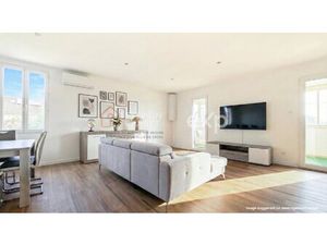 83100 TOULON - HAUT DE VILLA 2 PIECES AVEC VERANDA ABRIS LOCAL PARKING - QUARTIER DARBOUSS