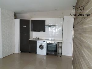 CHARMANT T2 HYPER CENTRE EVIAN LS BAINS - PROCHE DEBARCADERE