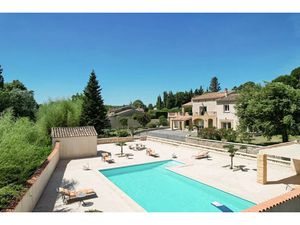 Vente villa 10 pièces 248.12 m² à Uzès (30700)  649 000 €