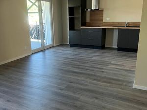 Location appartement 4 pièces 90 m² à Adé (65100)