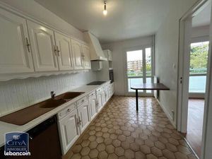 Appartement 4 pièces 82 m²