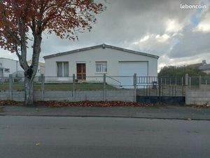 Maison avec Grand Garage à Granville