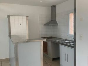 Loue F3 maison mitoyenne Folelli ou Penta di Casinca