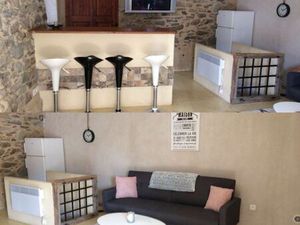 À louer belle maison en Pierre F2  au centre de Corte