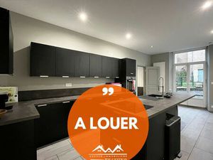 Maison 4 pièces 225 m²