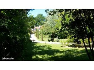 Propriete ansouis proche aix vue imprenable