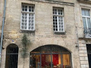 Local commercial de charme - 48 m2 - Bordeaux Saint Paul - Rue Bouquière
