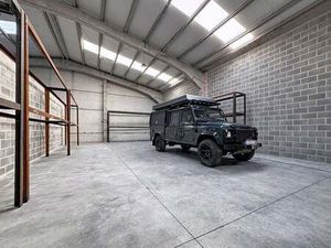 Bien professionnel à louer à Ferrières € 700 (LIDM7) - SCHMIDTIMMO | Zimmo