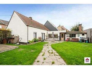 Maison trois façades avec jardin à vendre à Affligem