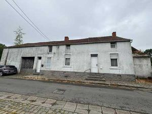 Double maison avec hangars - ENORME POTENTIEL