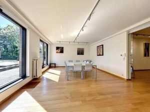 Stockel - Bureau de +/- 60m² avec terrasse et parking