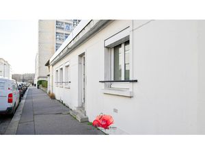 NOUVEAUTÉ !!! PLACE DES HALLES