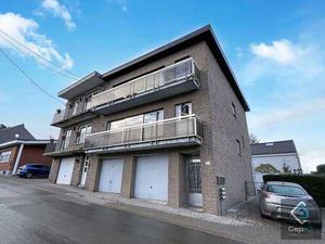 FLERON: Immeuble de 2 appartements et 1 studio avec garages
