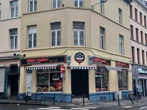 Immeuble de rapport avec commerce