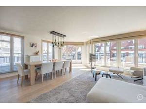 Appartement d'angle avec terrasse ensoleillée sur toute la