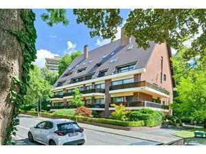 Lumineux appartement deux chambres avec terrasse
