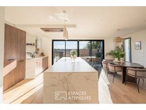 Maison lumineuse rénovée avec vue dégagée sur la nature