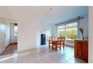 Appartement La Roche-sur-Foron 69.89 m² T-3 à vendre  295 000 €