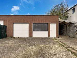 Entrepôt rénové à deux pas de l'aéroport de Liège !