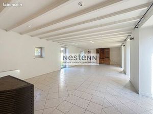 Propriété 7 pièces 283 m²
