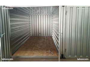 Location box  plusieurs dimensions et place de parking