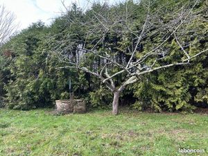 Grand terrain constructible Vannes Ouest proche Vincin