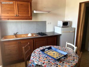 Studio meublé Fontannes libre de suite