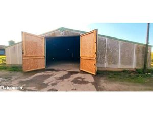 Hangar 250m2 de stockage