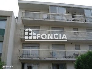 Studio 1 pièce 25 m²