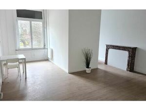 Location appartement  m² T-2 à Roubaix  710 €