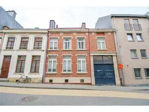 Charmante maison rénovée avec 2 chambres à coucher & garage